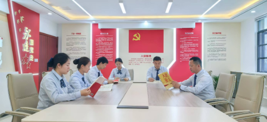 正在上傳...